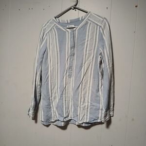 Denim & Company Ladies Long Sleeve Pullover Top. Size Medium.